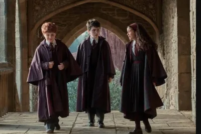 La Série Harry Potter And The Philosopher’s Stone, Avec Dominic Mclaughlin Dans Le Rôle D'harry, S'apprête À Sortir À Noël